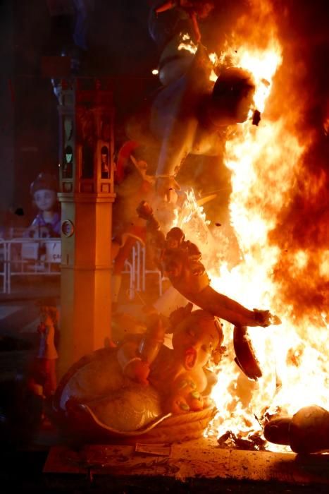 Fallas 2019: "Cremà" en Borriana