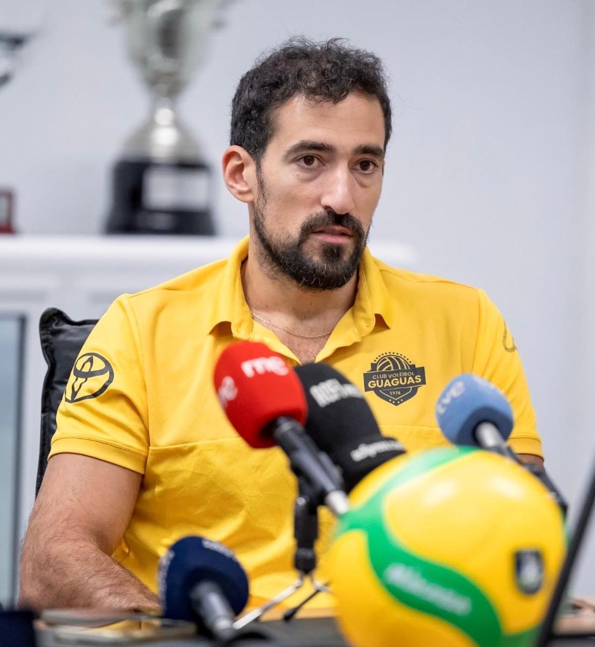 Nico Bruno, durante la presentación del partido entre el Guaguas y el Berlín, esta mañana.