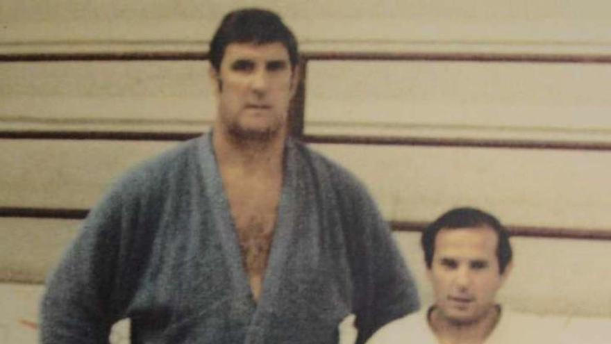 José Ramón, con Anton Geesink, primer campeón olímpico no japonés.