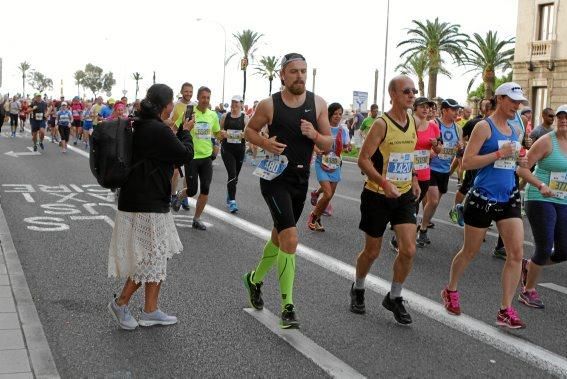 9.000 Läufer aus 49 Ländern gingen am Sonntag den 15.10. an den Start. In der Marathon Disziplin gingen die Deutschen leer aus.