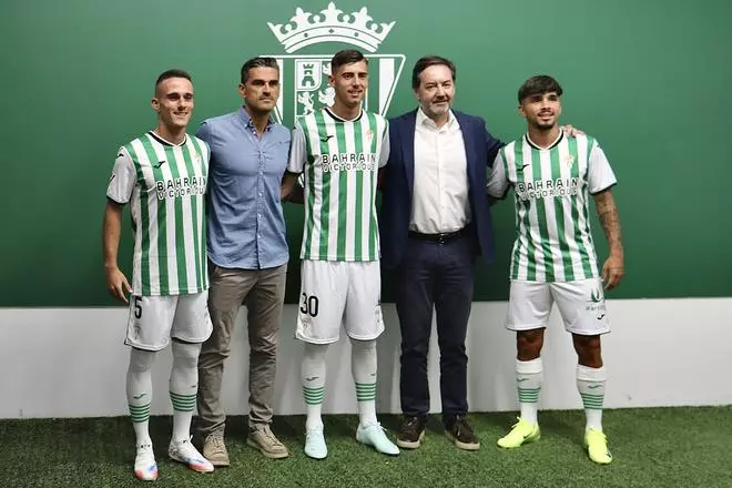 La presentación de Bri, Kevin Medina y Requena en imágenes