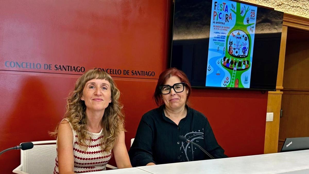 La concelleira Pilar Luieiro y Helena Capera (de Urdime), en el Pazo de Raxoi al presentar la Fiesta Pícara