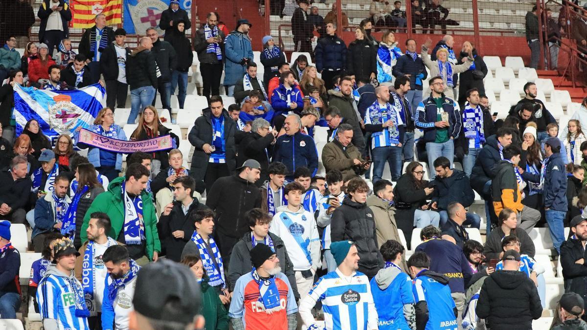 Aficionados del Deportivo en el duelo fuera de casa contra el Albacete.