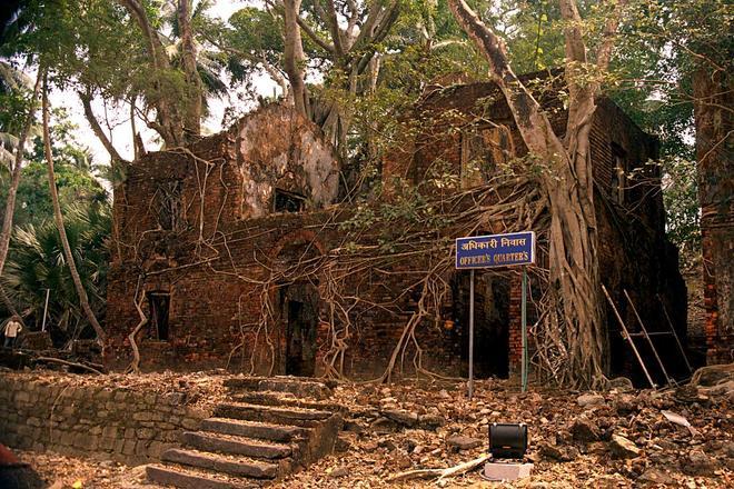 Cuartel abandonado, isla de Ross