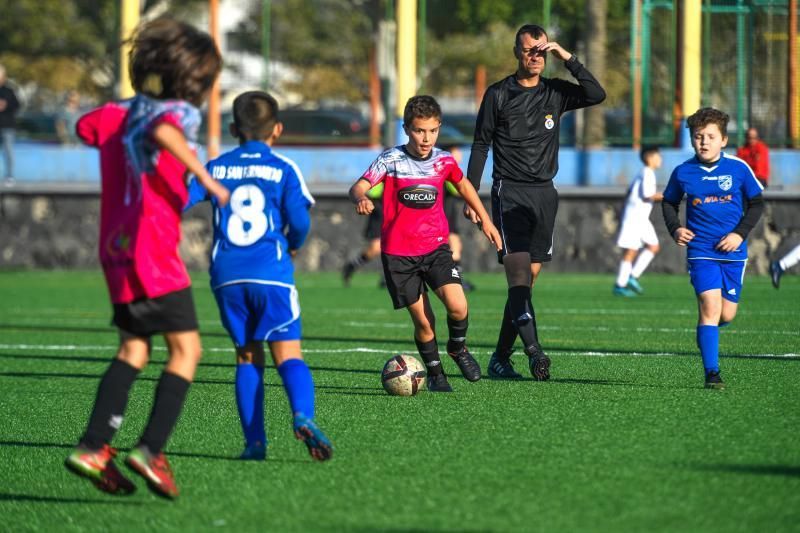 25-01-20  DEPORTES. CAMPOS DE FUTBOL DE LA ZONA DEPORTIVA DEL PARQUE SUR EN  MASPALOMAS. MASPALOMAS. SAN BARTOLOME DE TIRAJANA.  San Fernando de Maspalomas - Gariteño (Benjamines).  Fotos: Juan Castro.  | 25/01/2020 | Fotógrafo: Juan Carlos Castro