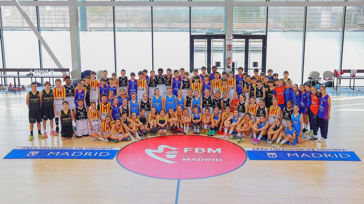 La selección Alevín de la Comunitat Valenciana viajó hasta la Caja Mágica para tomar parte en este evento junto a las selecciones de Aragón, Cataluña y Madrid.