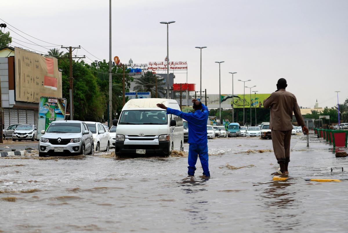 Milers de vivendes destruïdes al Sudan per les inundacions