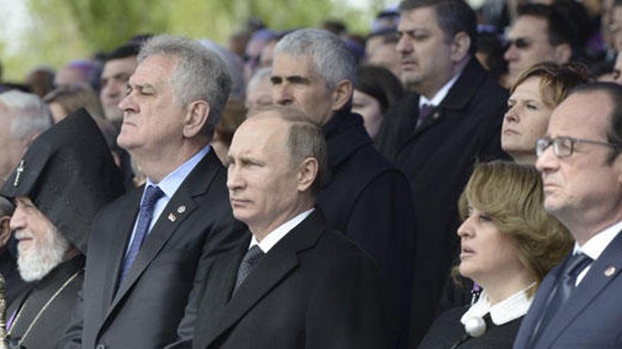 Putin y Hollande, en la ceremonia de Erevan.