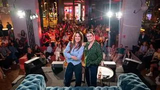 Las Mamarazzis recuerdan las luces y sombras de Mar Flores en una nueva entrega de su Enciclopedia Rosa