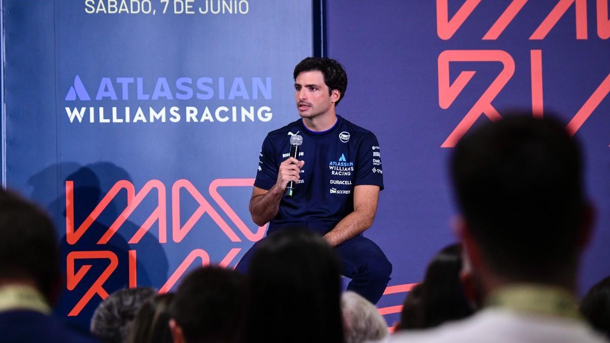 Carlos Sainz, durante su exhibición en IFEMA
