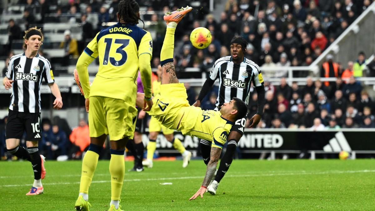 La chilena del Cuti Romero al Newcastle