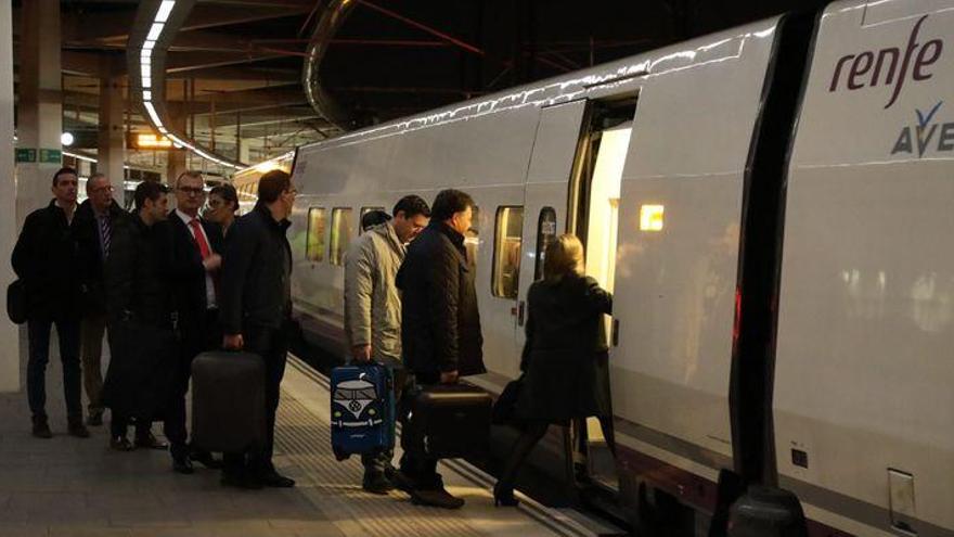 Adjudican la redacción del estudio del tramo Valencia-Castellón de alta velocidad