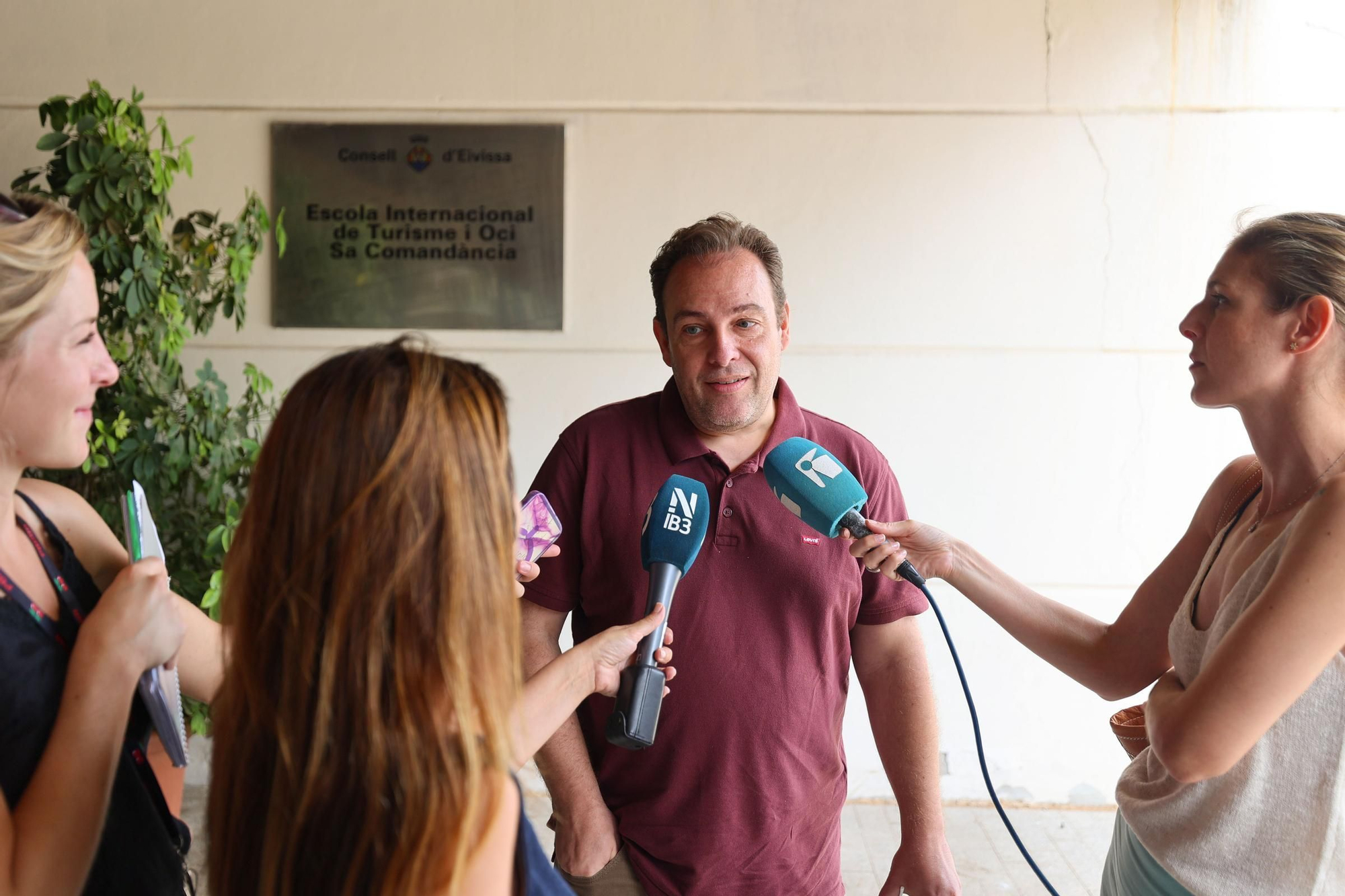 Galería: Imágenes de la reunión del conseller de Educación con los directores de los centros de Ibiza y Formentera