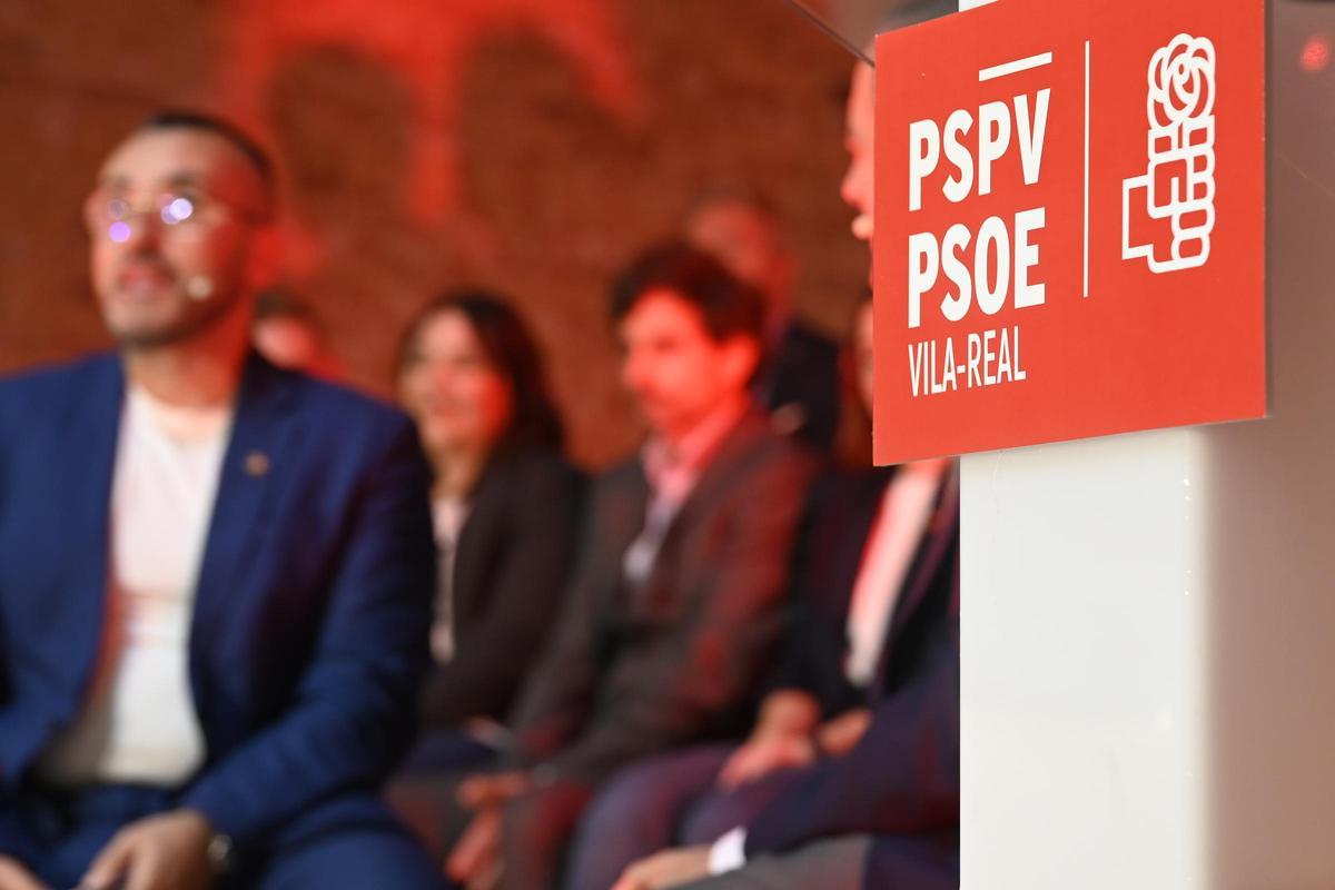 El exministro Bono apoya a Benlloch para revalidar la alcaldía ...