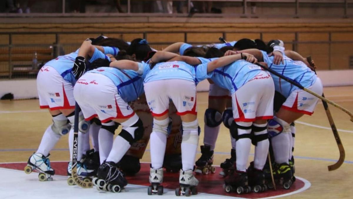 Corrillo de ánimos del Traviesas femenino en Bouzas. | Bruno Costas photography