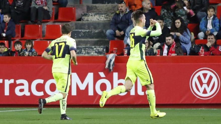 Fabián celebra su primer gol el Elche el pasado viernes en Tarragona