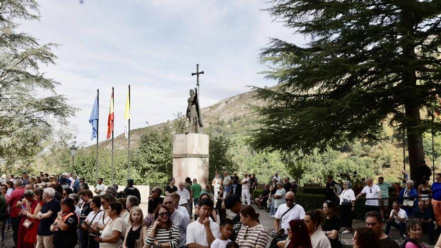 EN IMÁGENES:  Celebración del Día de Asturias en Covadonga
