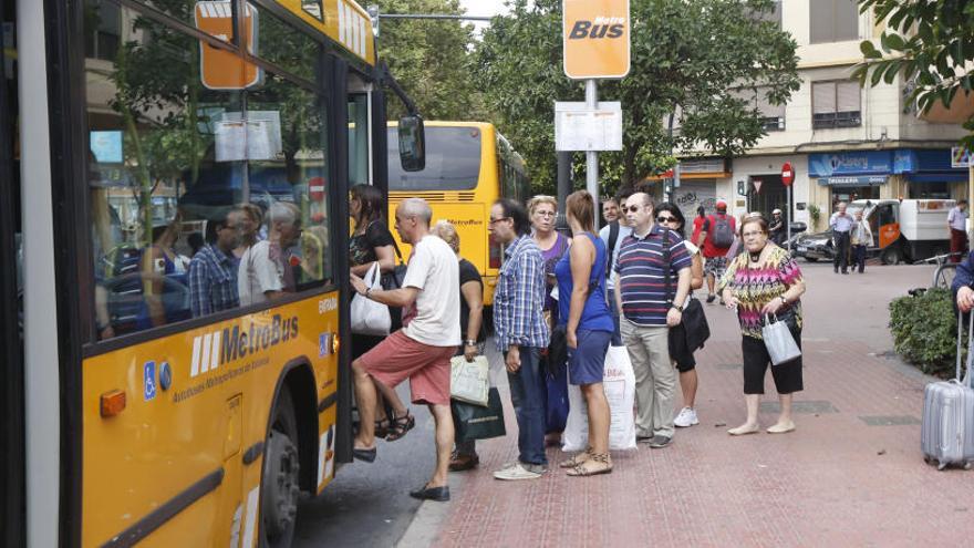 Crean 3 líneas nocturnas para unir València con otros ocho pueblos de l´Horta Sud