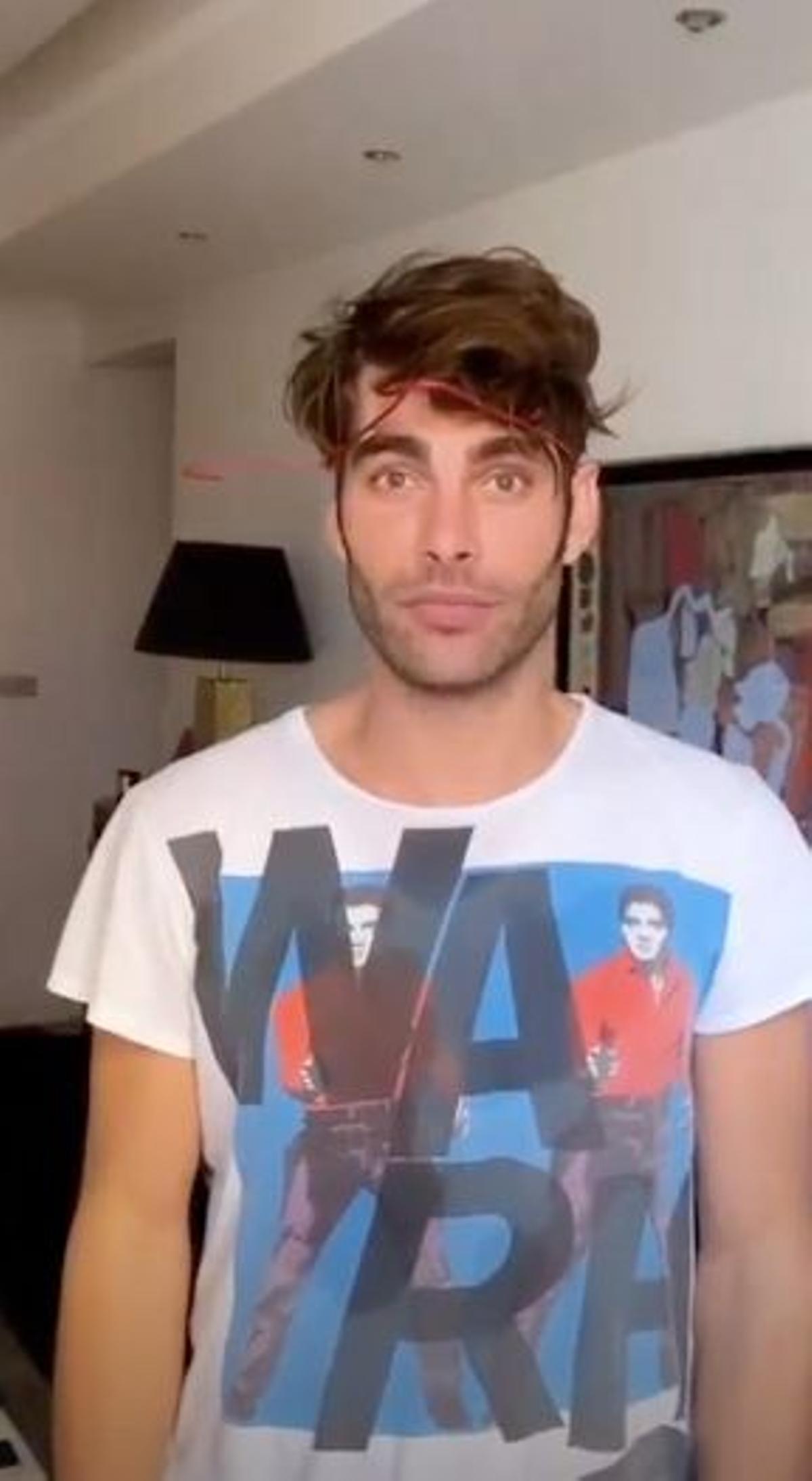 Jon Kortajarena intentando el reto de la percha