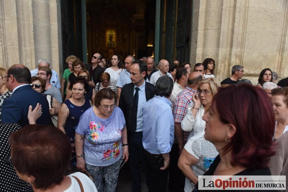 El último adiós a Beatriz.