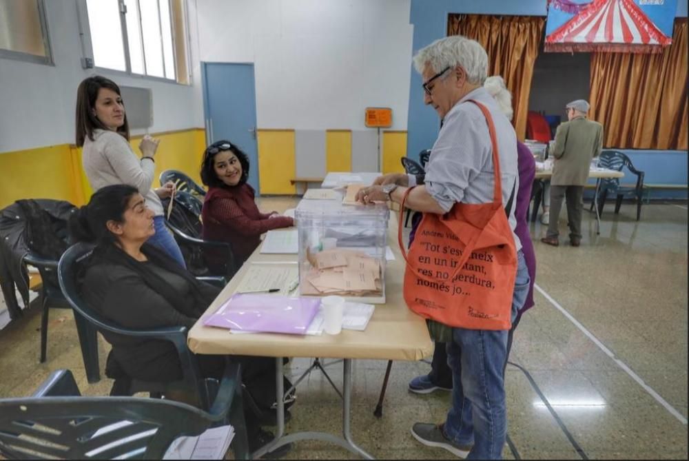 Jornada electoral en Son Gotleu, Palma