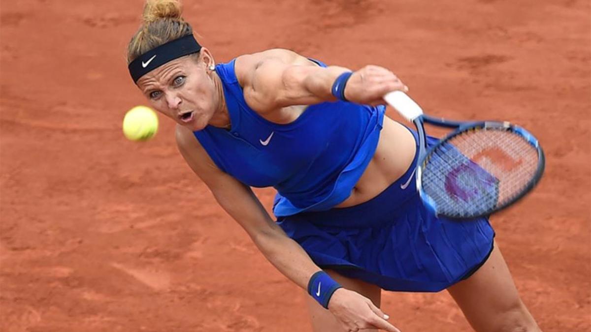 Safarova se despide de París