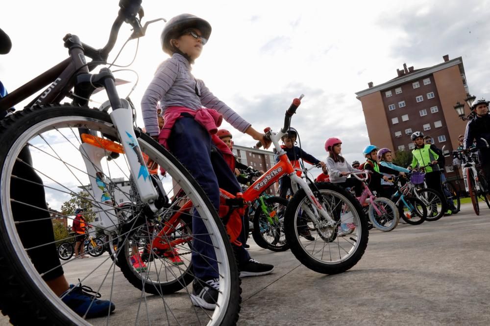 Paseo en bici por La Corredoria.