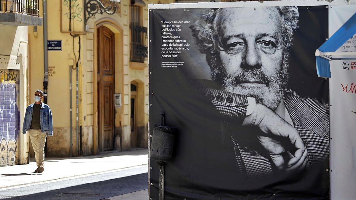 Un mural de
Berlanga al Carme.  m.a.montesinos