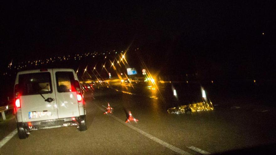 Fallece un motorista en un accidente de tráfico en la carretera de Oviedo a Salas