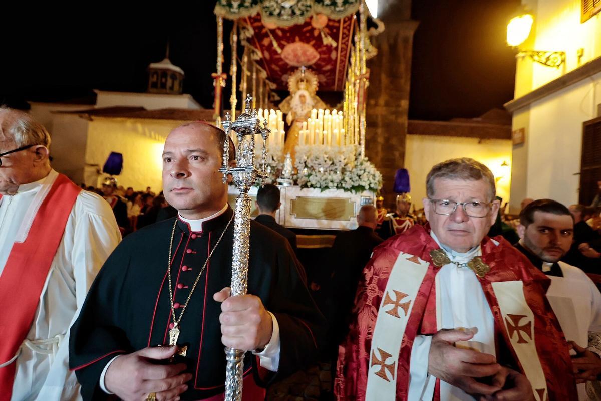 Jueves Santo: Procesión de La Macarena y El Cautivo, en Santa Cruz