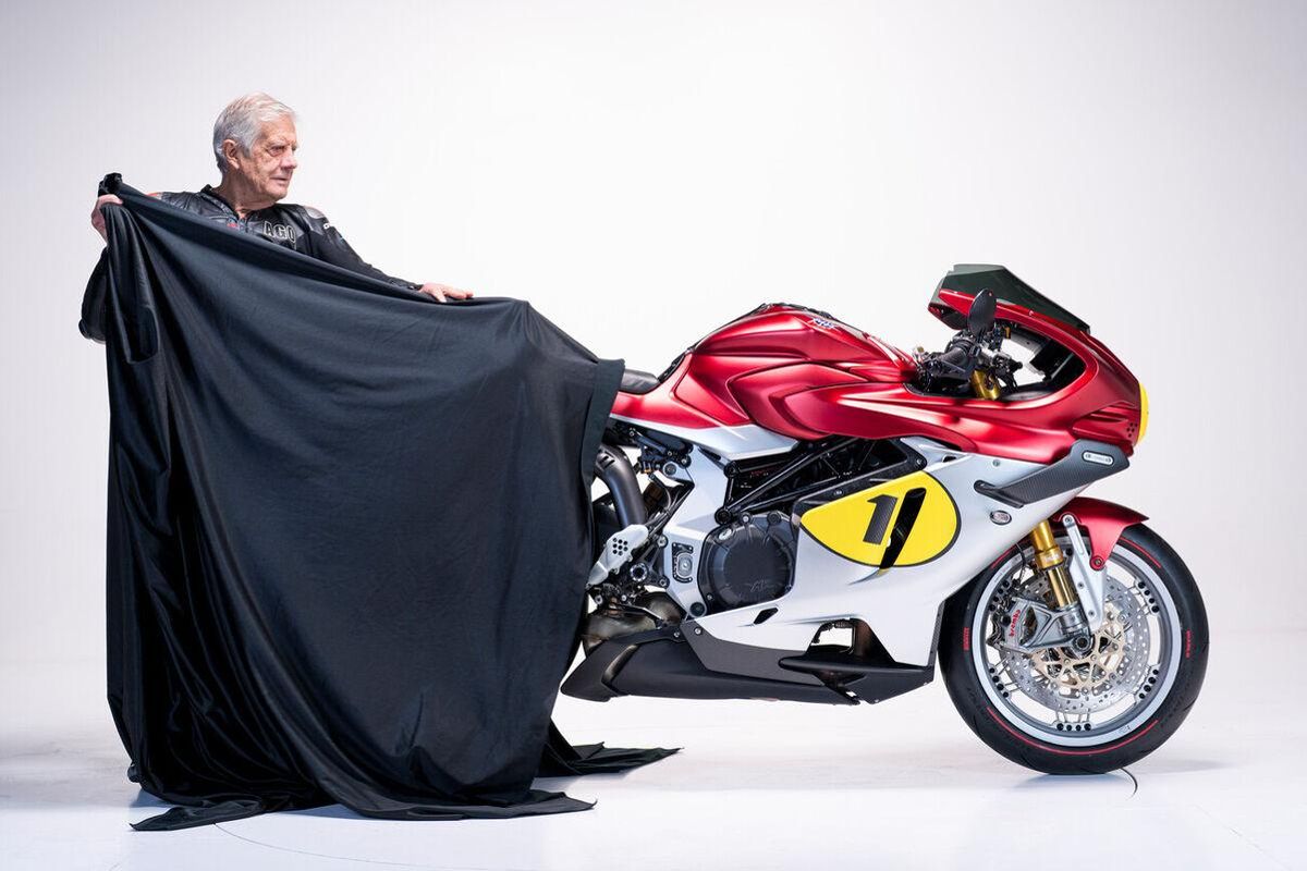 MV Agusta Superveloce 1000 Ago, culto a un mito