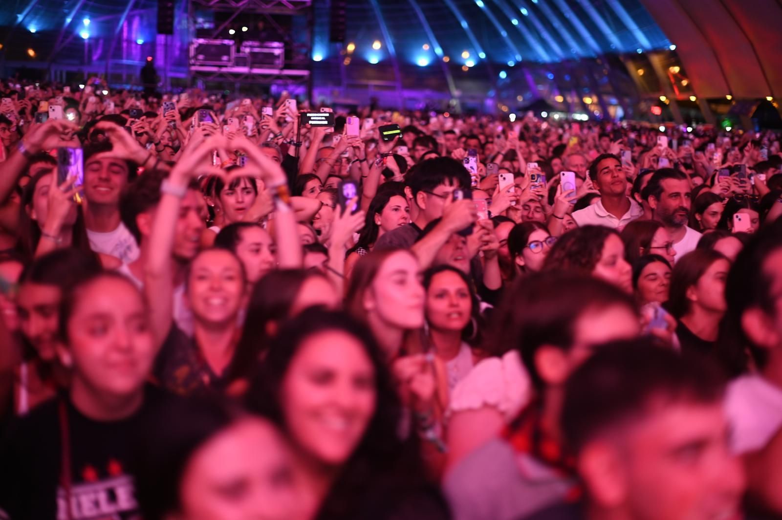 Melendi llena el Espacio Zity una vez más