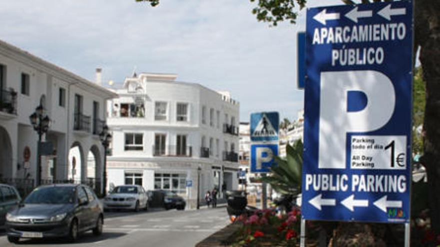 Muchos vecinos y visitantes usaron ayer el parking.