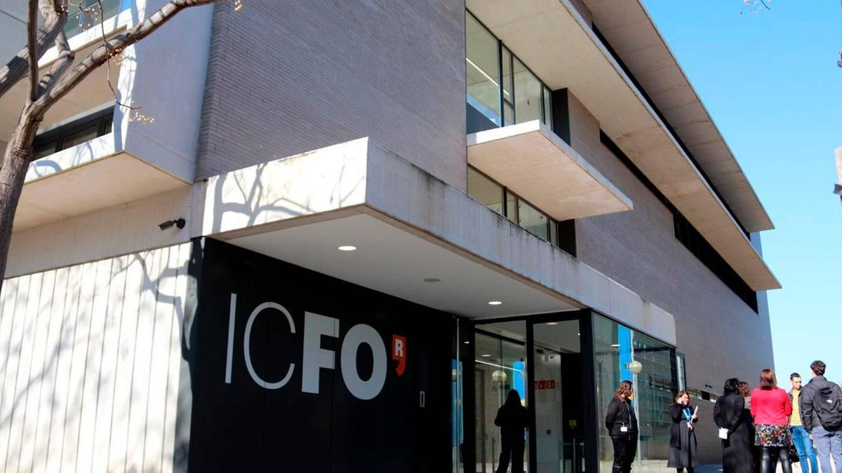 Barcelona, capital quàntica europea és  el Tema del Diumenge