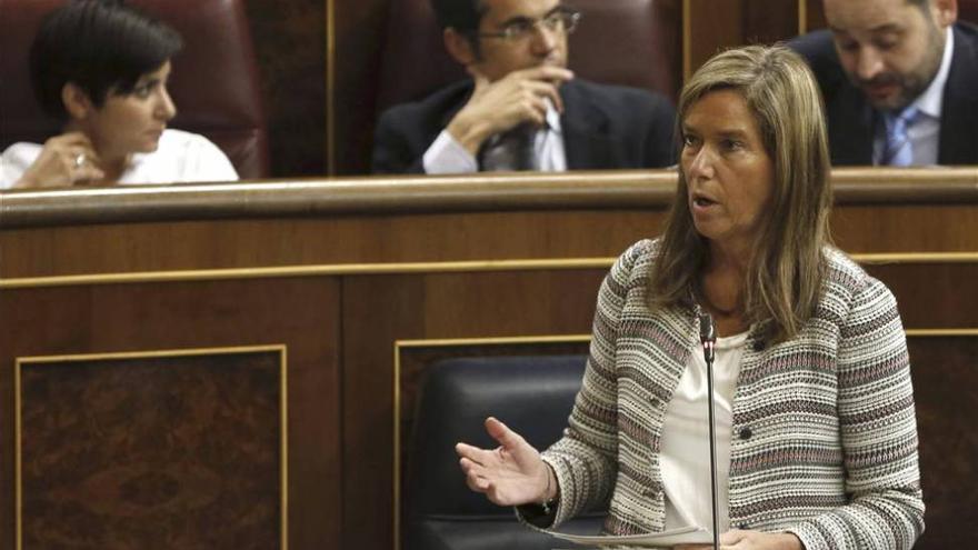 Ruz propone juzgar a Ana Mato por lucrarse de la trama Gürtel