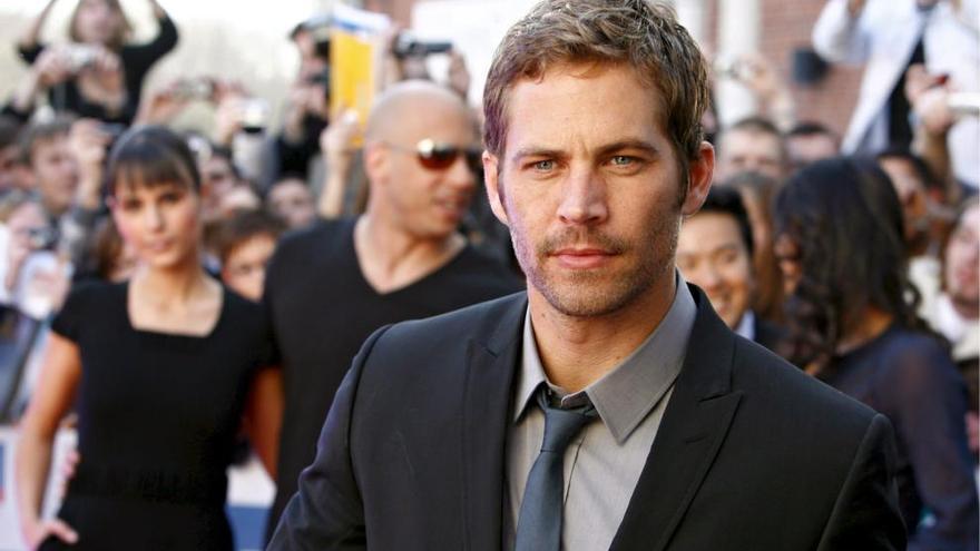 Paul Walker falleció en un accidente de coche.