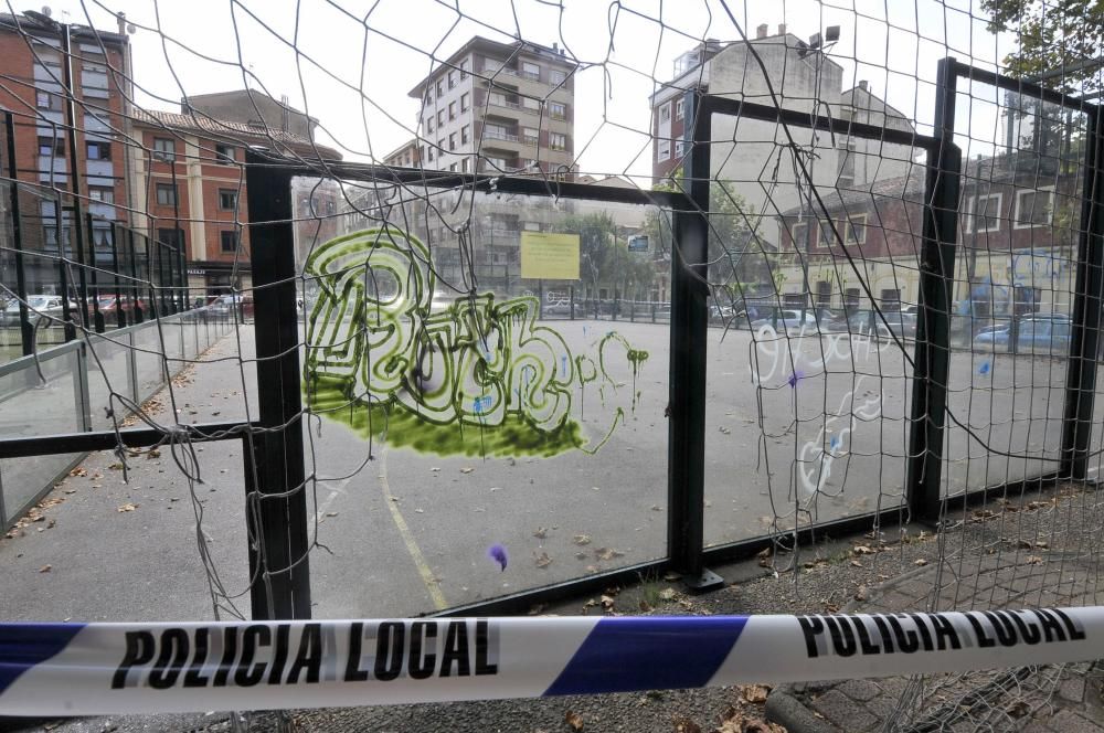 Actos vandálicos en el parque Dorado de Sama