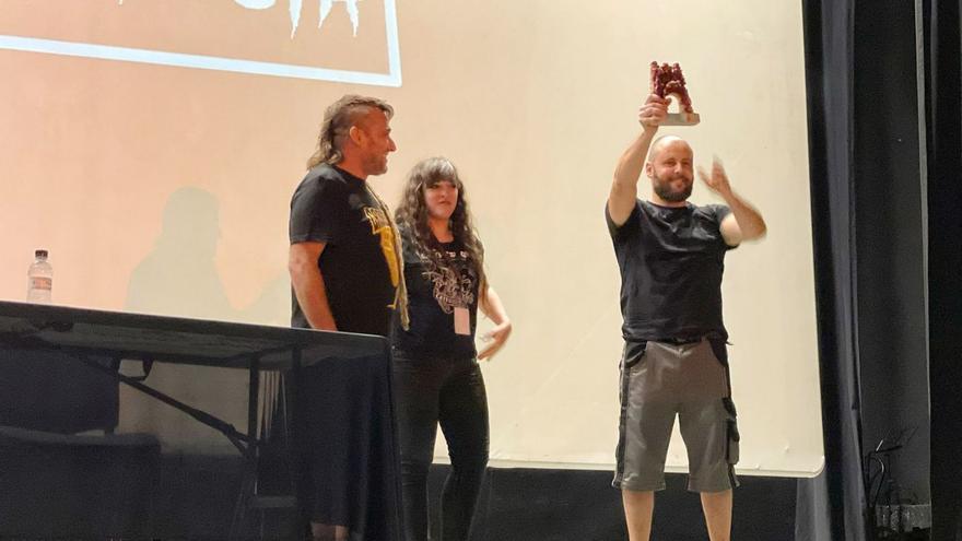 El FangoFest premia la trayectoria de Adrián Cardona