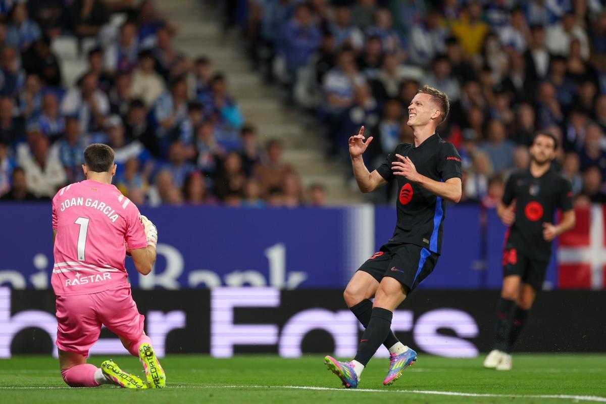 Joan García, durante el derbi contra el Barça