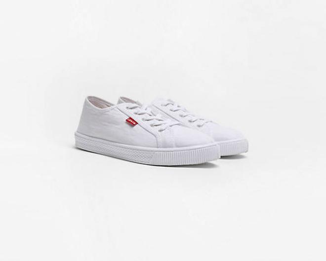 Blancas por completo, de Levis