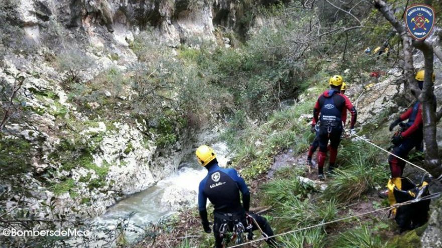 Der Rettungseinsatz der Feuerwehr konnte die Frau nicht mehr retten.