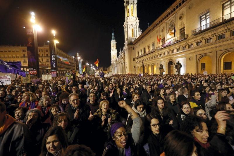 Fotogalería del 8-M en Zaragoza