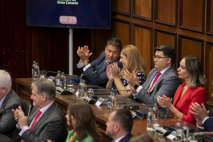 22.06.19. Las Palmas de Gran Canaria. El Cabildo de Gran Canaria celebra el pleno de constitución de la nueva corporación, con Antonio Morales como presidente, al haber sido el candidato más votado. Foto Quique Curbelo  | 22/06/2019 | Fotógrafo: Quique Curbelo