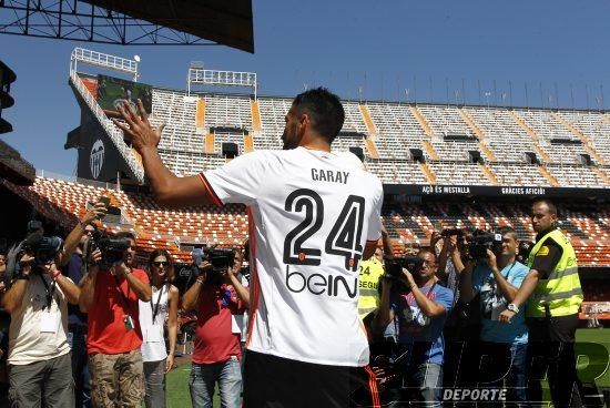 Así ha sido la presentación de Garay y Mangala