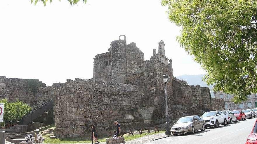 Castillo de Ribadavia. // I. Osorio