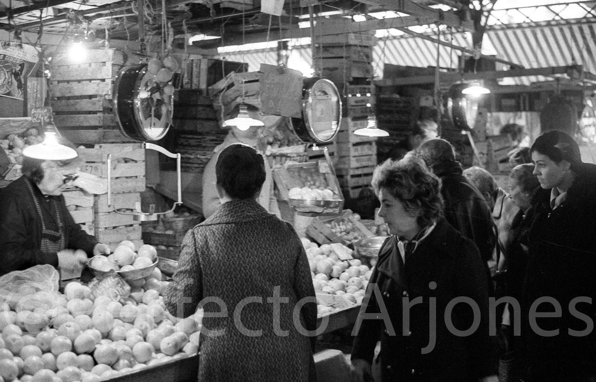 MERCADO CENTRAL.Frutas y Verduras 73-2.jpg