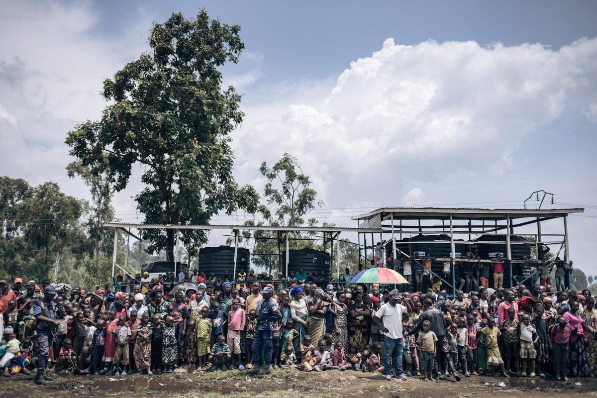 Desplazados a causa de los enfrentamientos cerca de Goma, en el Congo. En casi seis meses de enfrentamientos, más de 300.000 personas han huido de sus hogares.