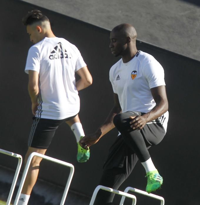 El Valencia se prepara para recibir a la Real Soci