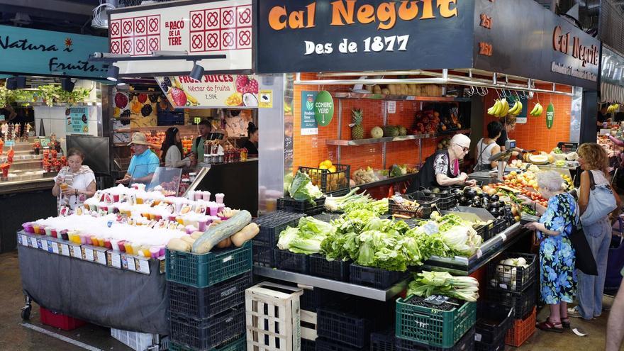 Barcelona destinarà més de 100 milions a completar la reforma de 9 mercats pendents: de la Boqueria a Canyelles i  Galvany