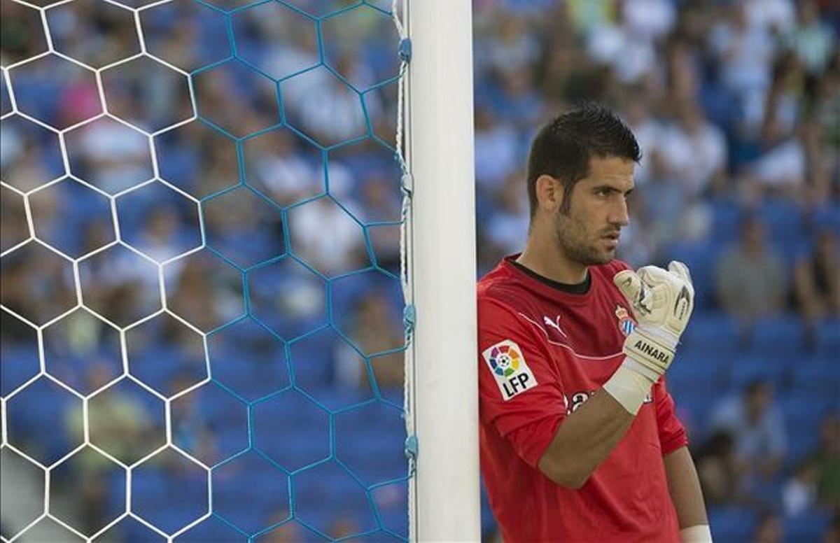 El porter de l’Espanyol, Kiko Casilla, en l’ultim partit davant el Betis.